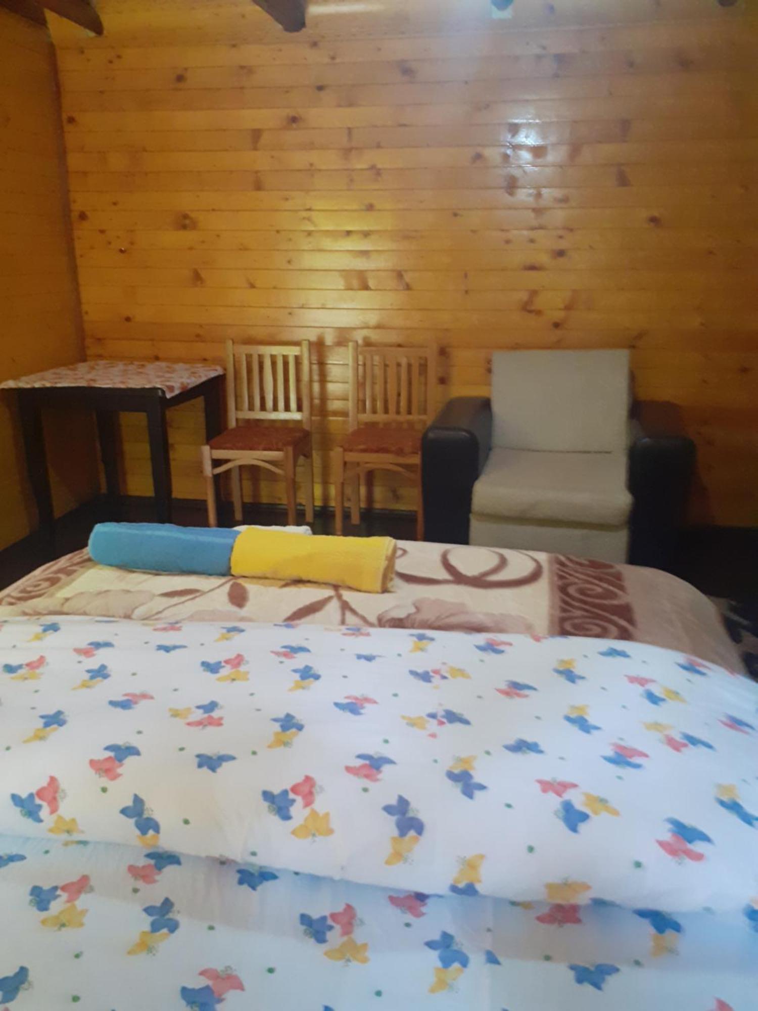 Guesthouse Dioni Valbone Zimmer foto